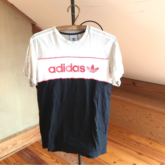 Adidas Cream White Red Black Graphic Tee Shirt, EUC, L - Picture 1 of 12